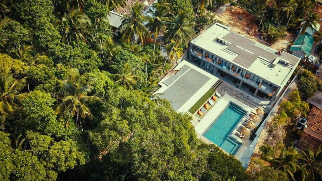 The Salty Pelican Yoga & Surf Retreat Dikwella Exteriör bild